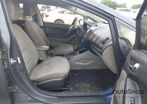 2014 Kia Forte Lx z USA, uszkodzony, nr VIN KNAFX4A65E5087661